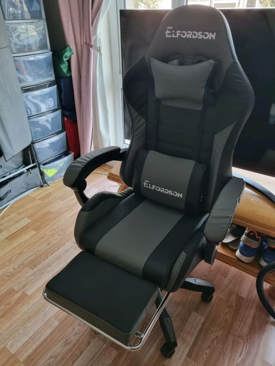 Gaming chair - Image 1