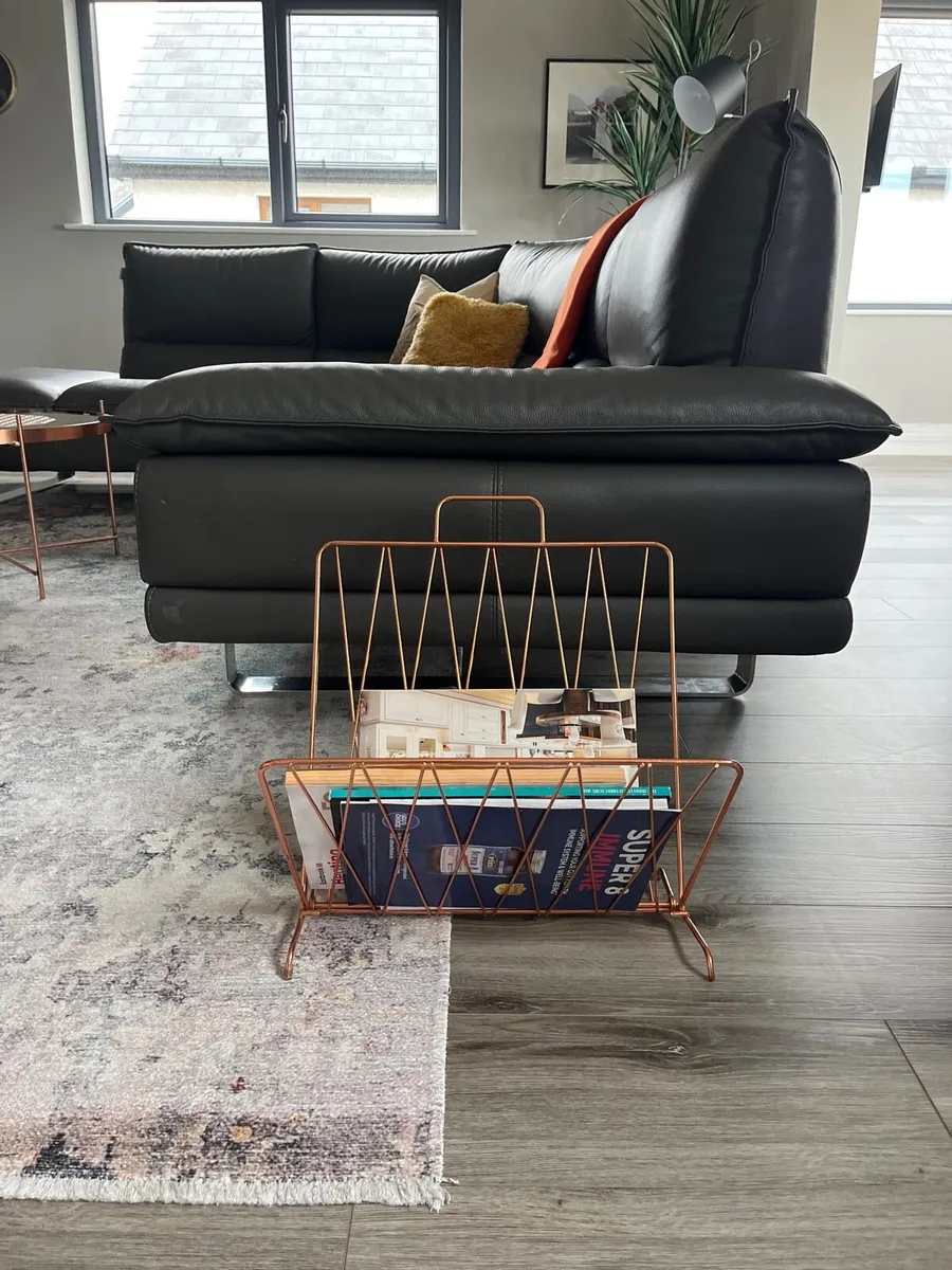 Magazine Rack - Image 1
