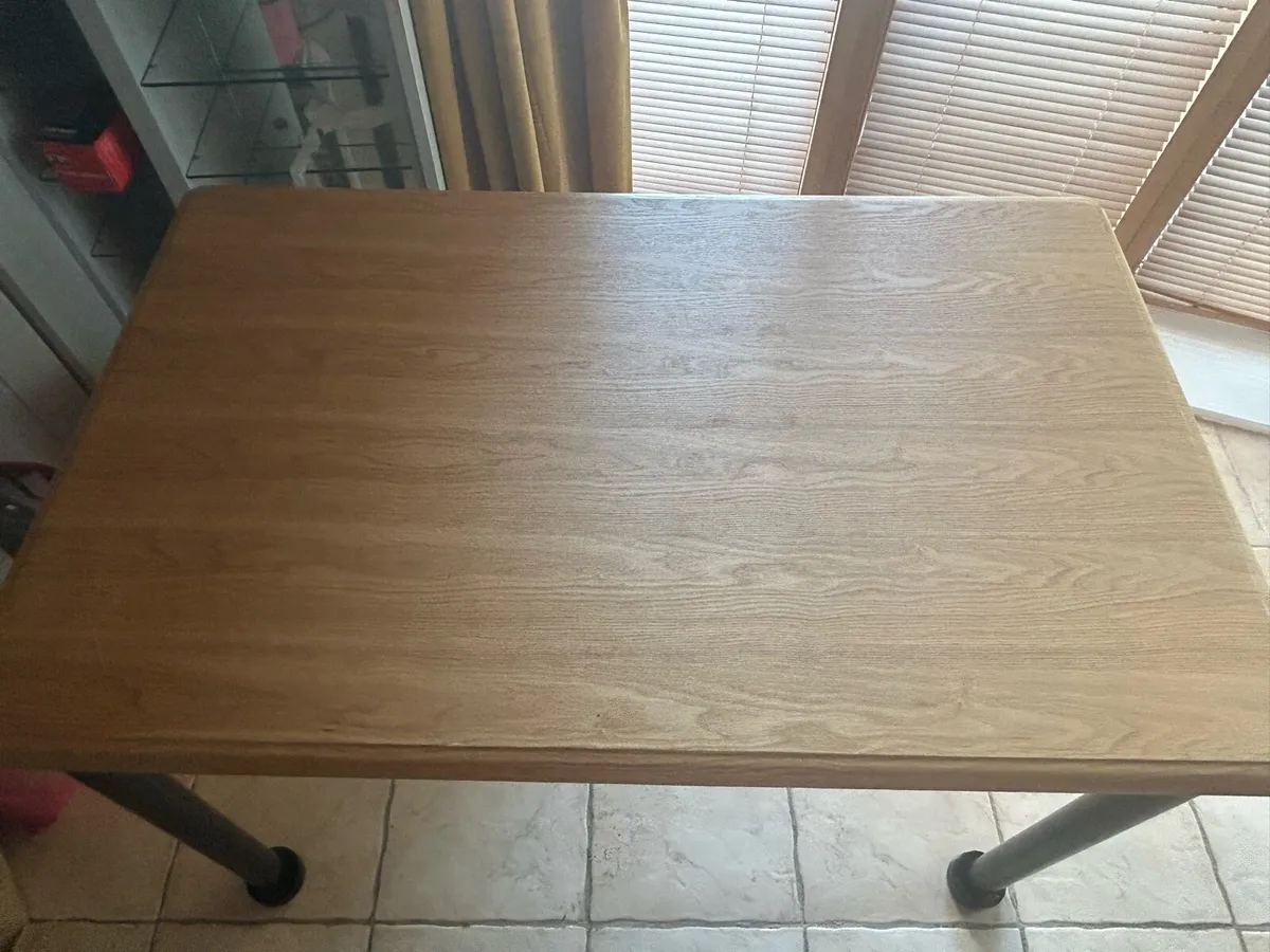 Dining Table - Image 4