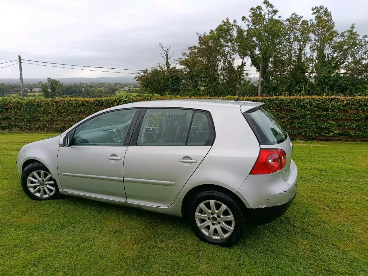 VW Golf 07 1.9 Tdi - Image 2