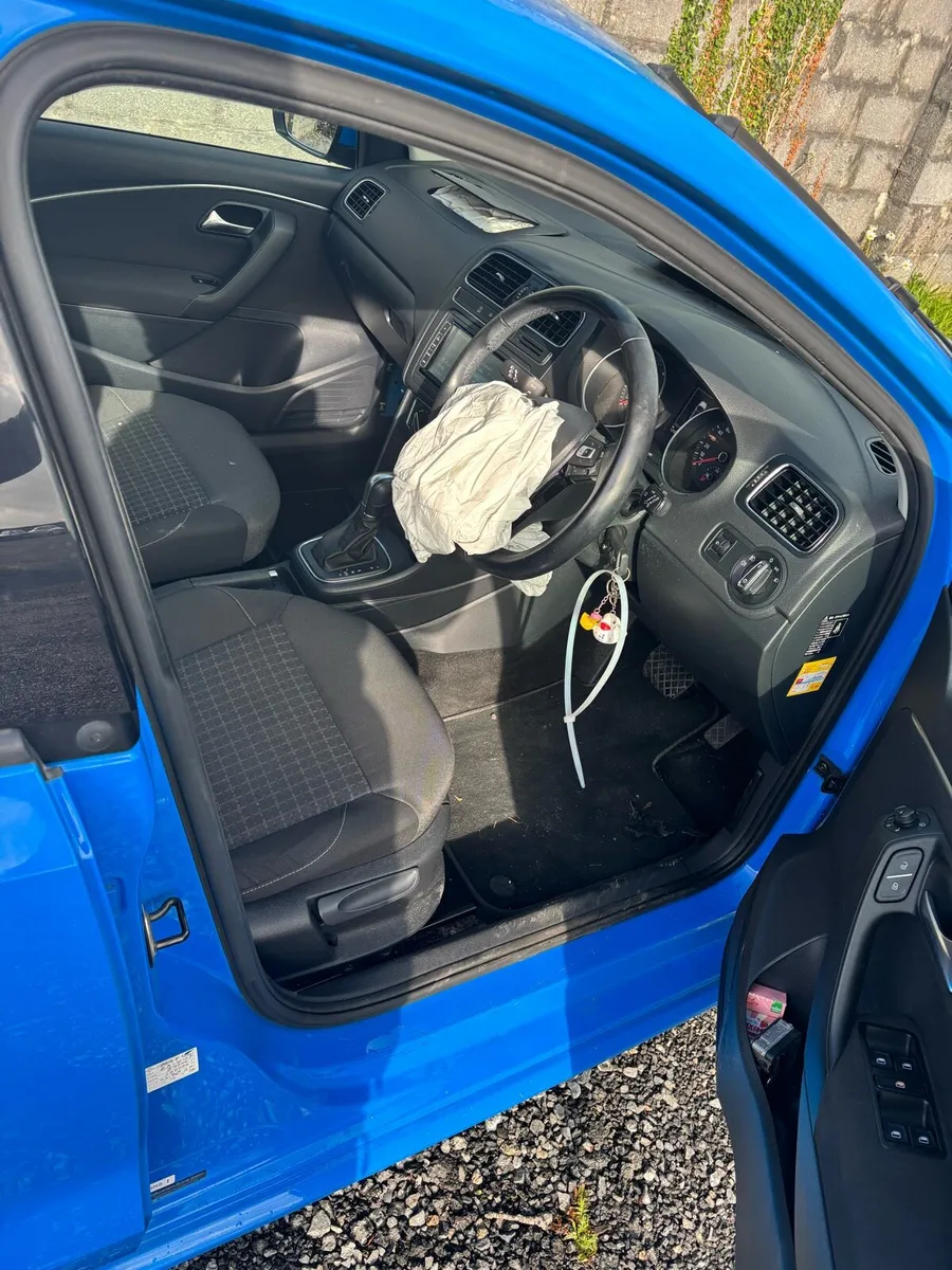 151 Volkswagen polo 1.2 petrol auto for sale - Image 3