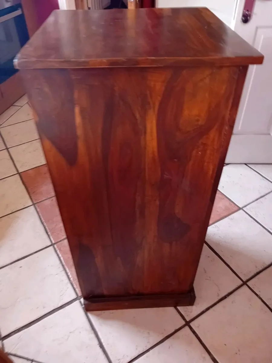 Storage cabinet - Image 2