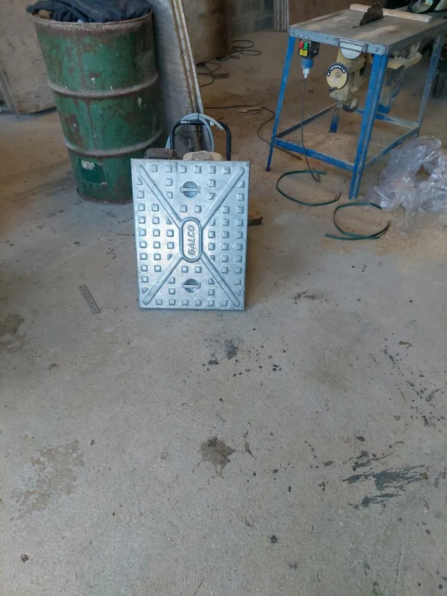 Galvanised manhole covers