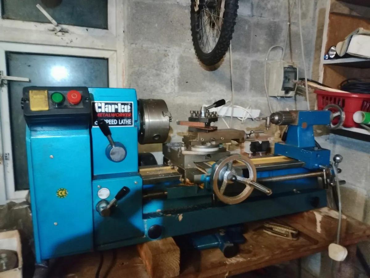 Clarke Small Lathe - Image 4