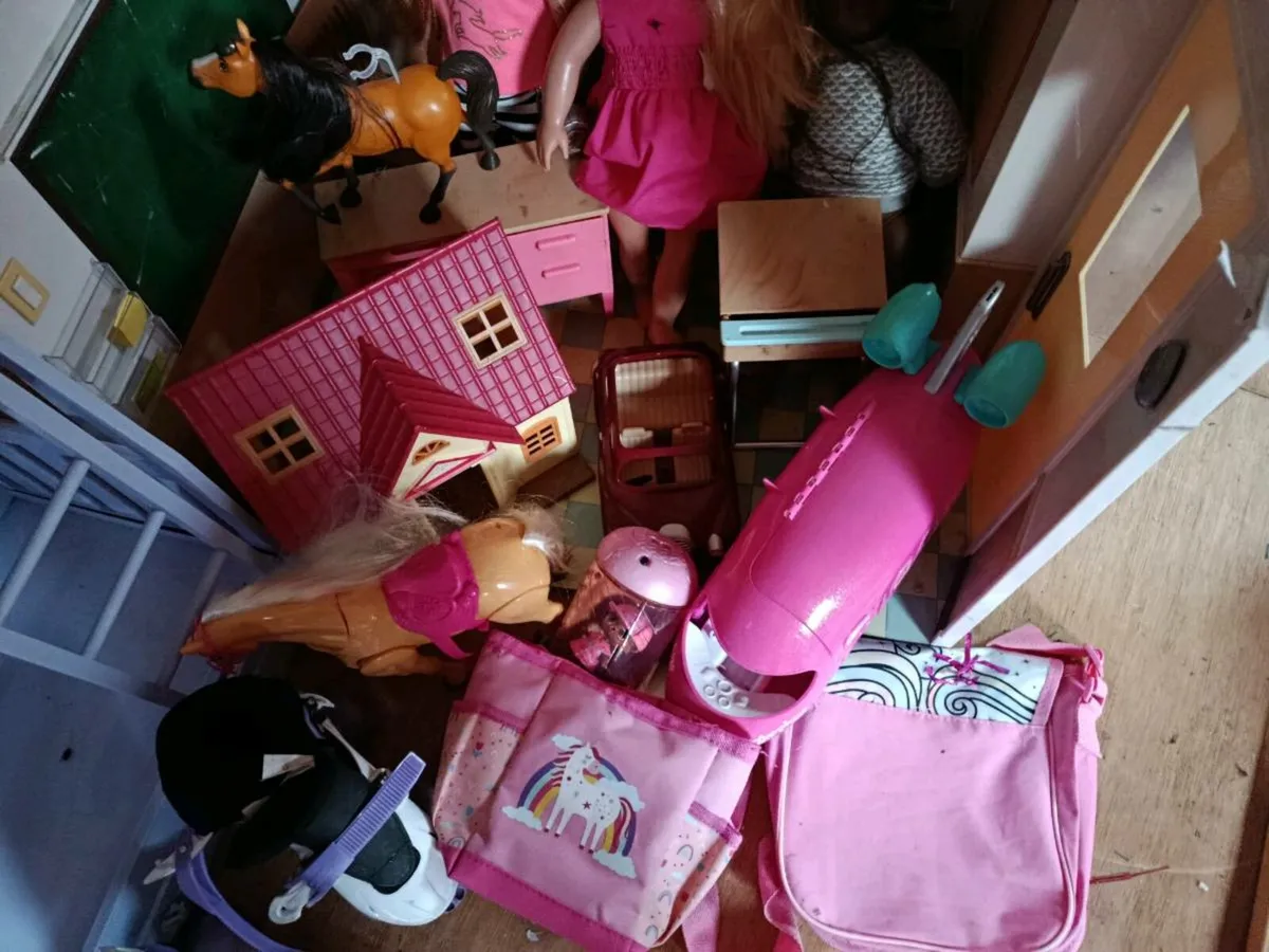 Next generation dolls and lots of toys - Image 3