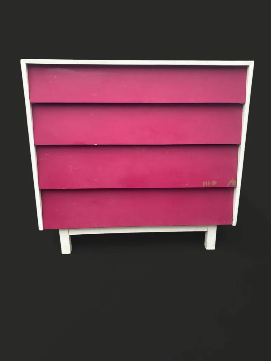 Chest of Drawers - Mid Century. - Image 3