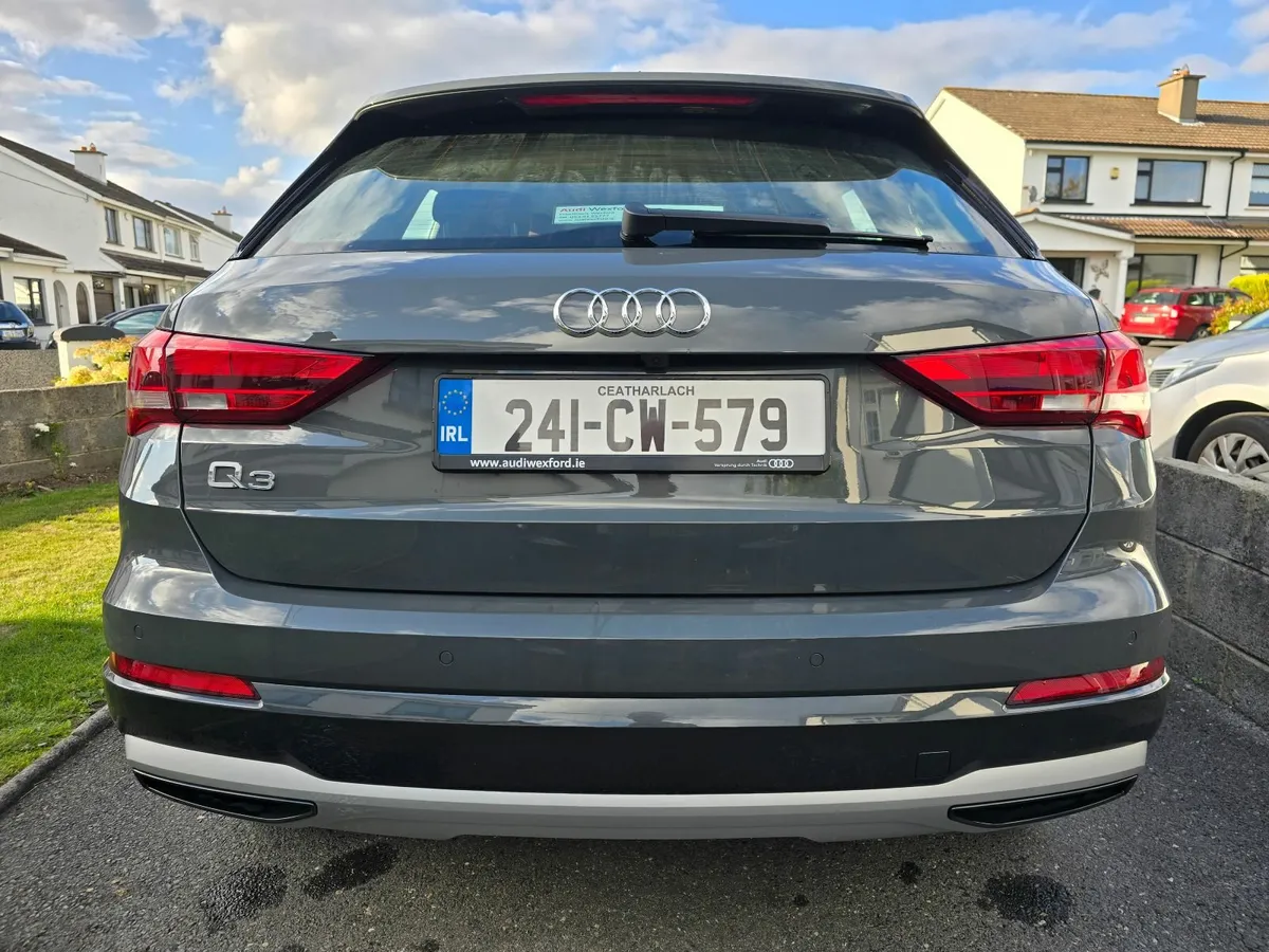 Audi Q3 2024 - Image 2