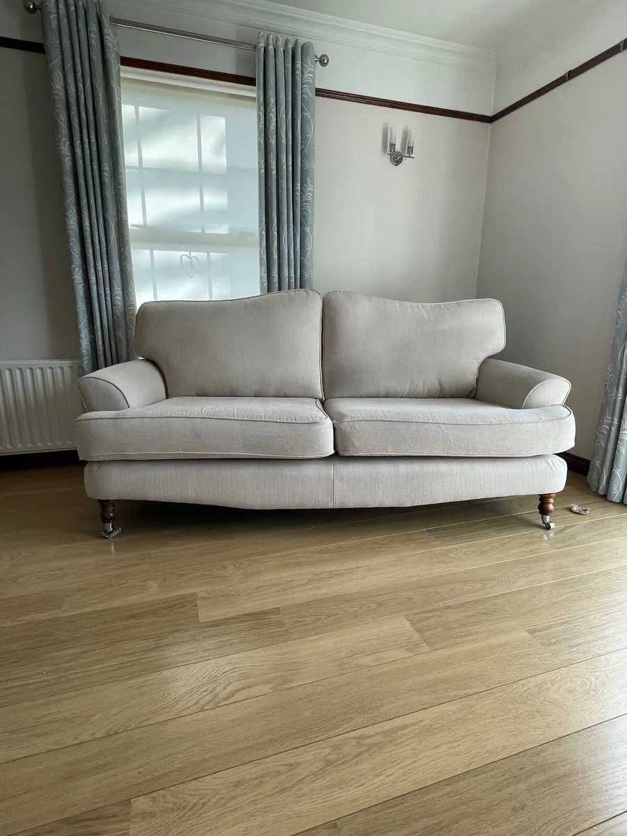 3 seater and 2 armchairs - Image 2