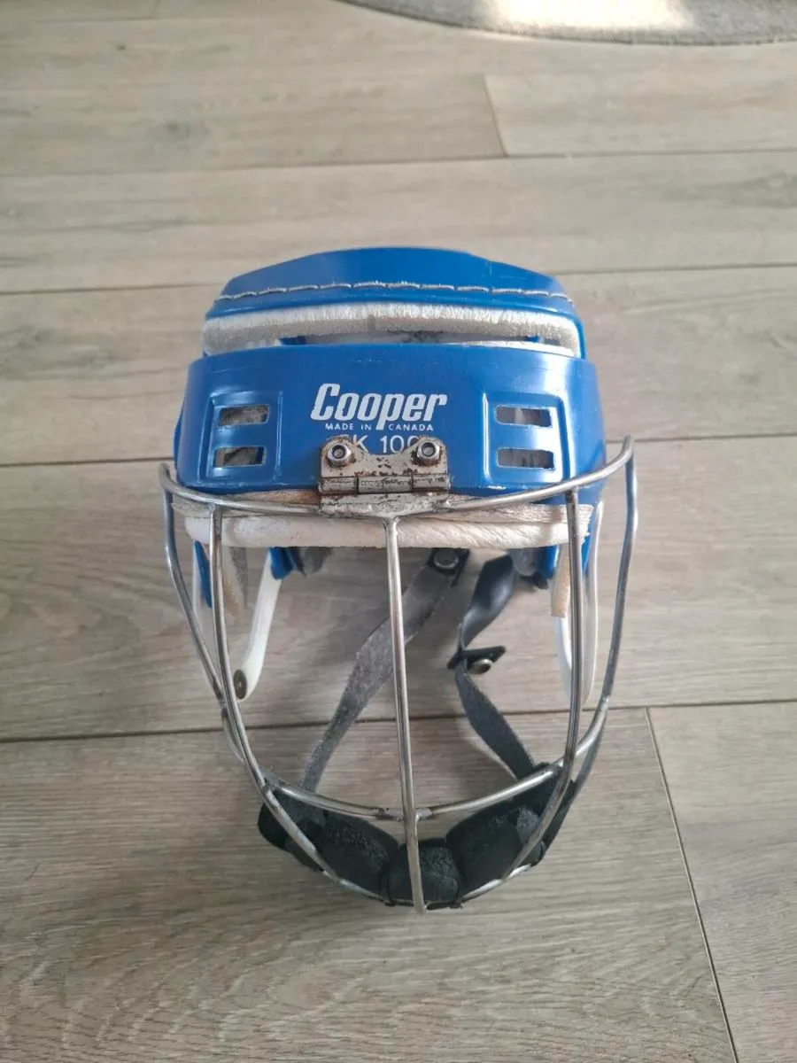 Cooper SK100 Hurling Helmet - Image 2