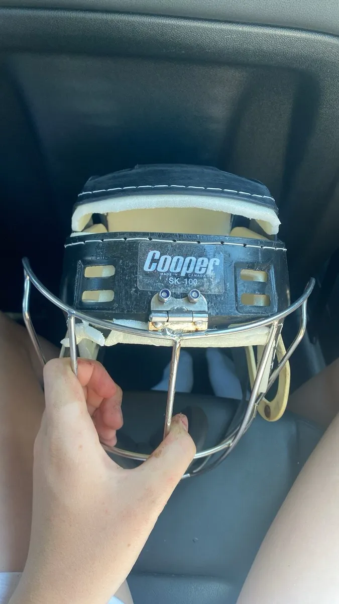 Black cooper helmet - Image 1