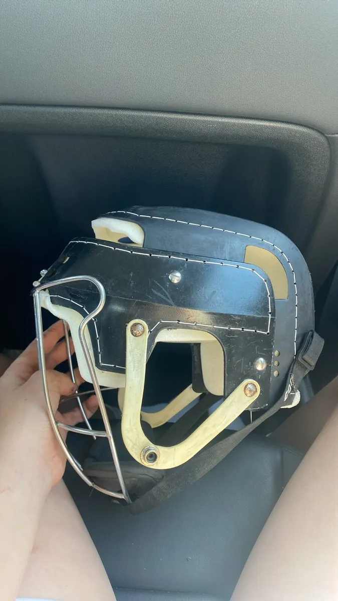 Black cooper helmet - Image 2