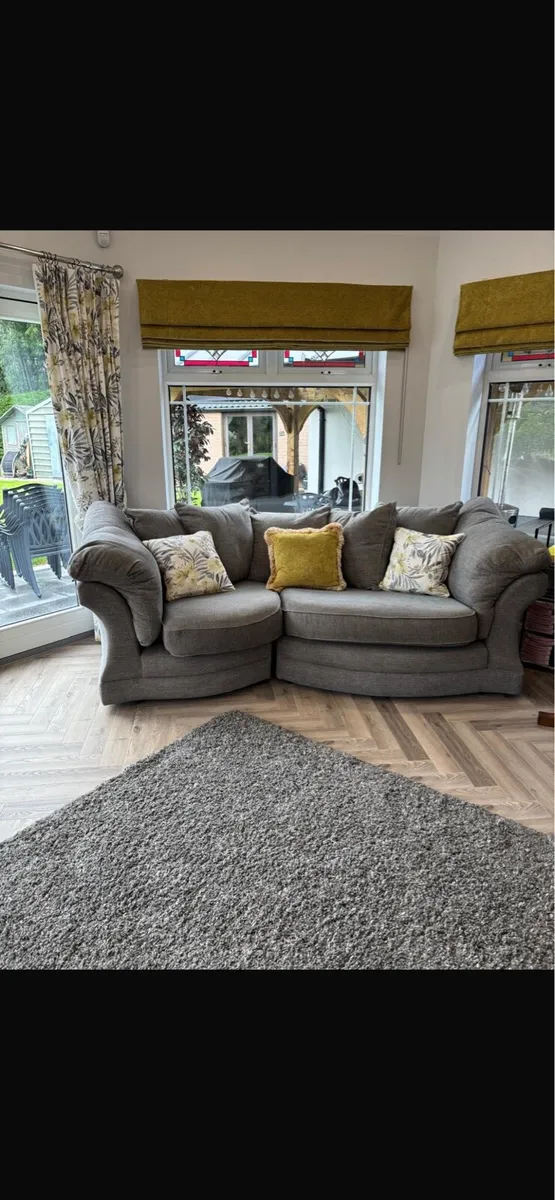 3 seater couch (2) - Image 2