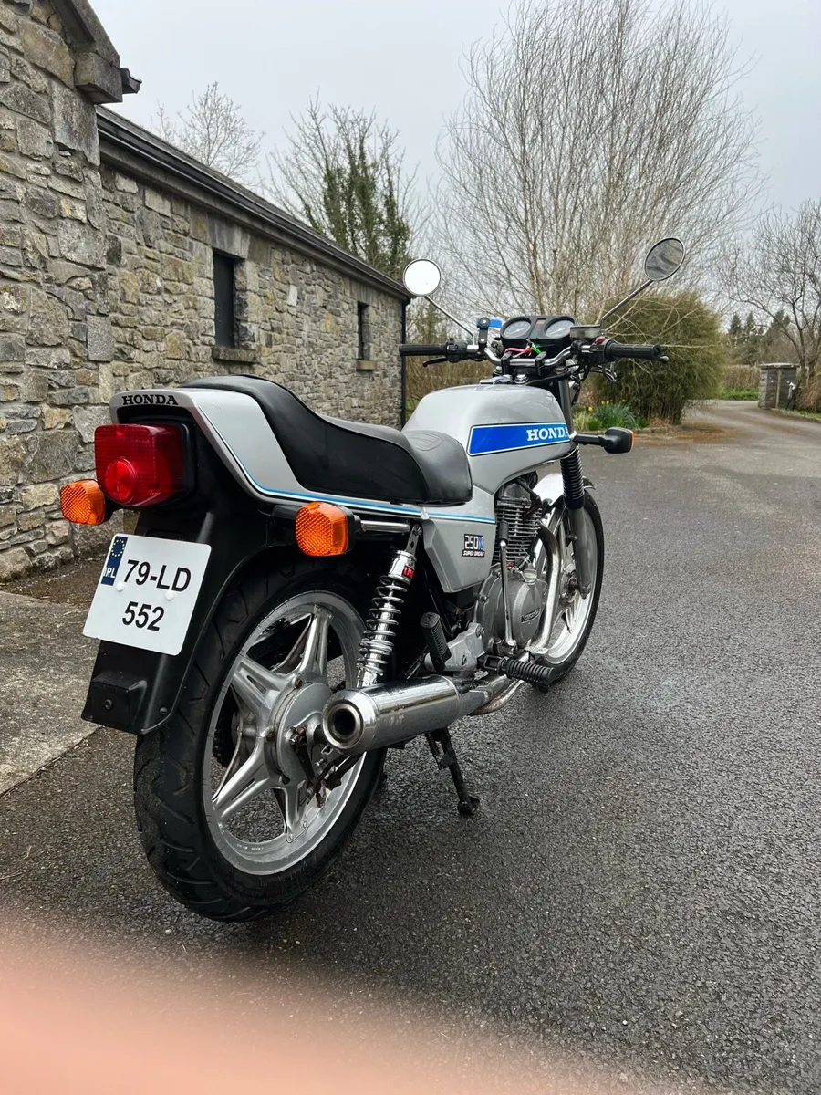 Honda 250 super dream - Image 1