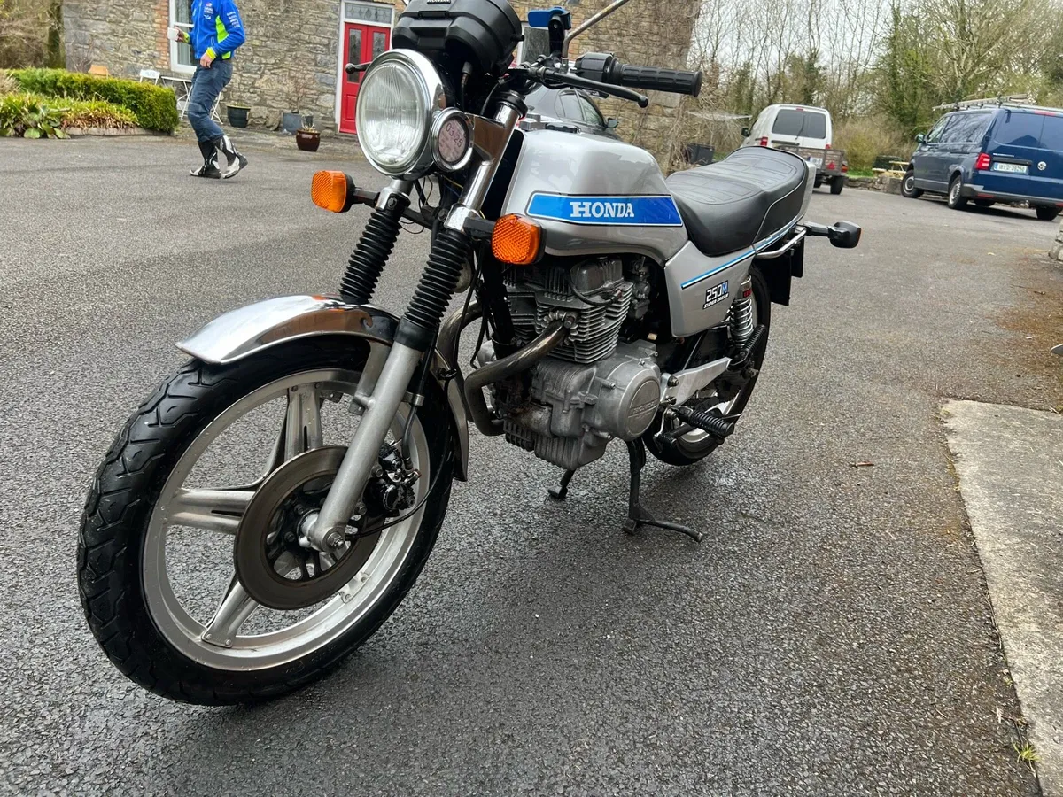 Honda 250 super dream - Image 3