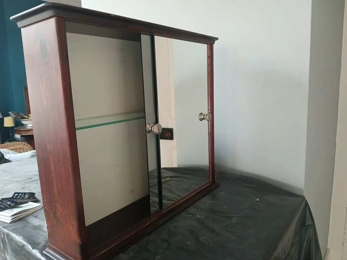 Small cabinet suit bathroom or utility room - Image 1