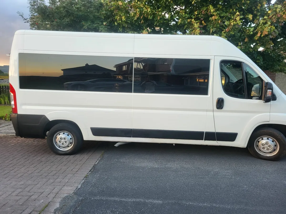 142 campervan - Image 2
