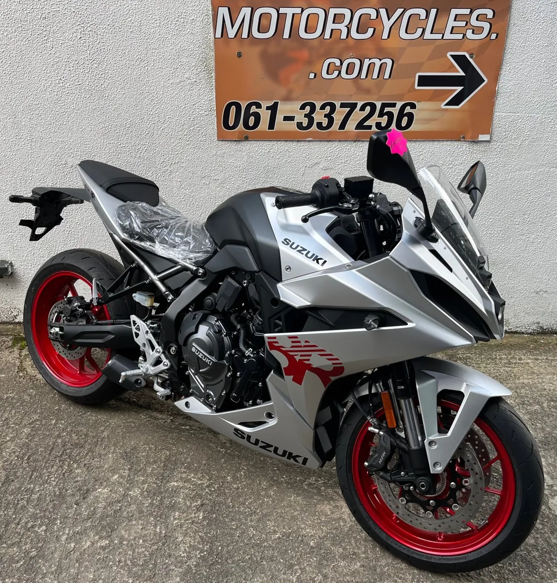 New Suzuki GSX8-R @ Meskells - Image 1