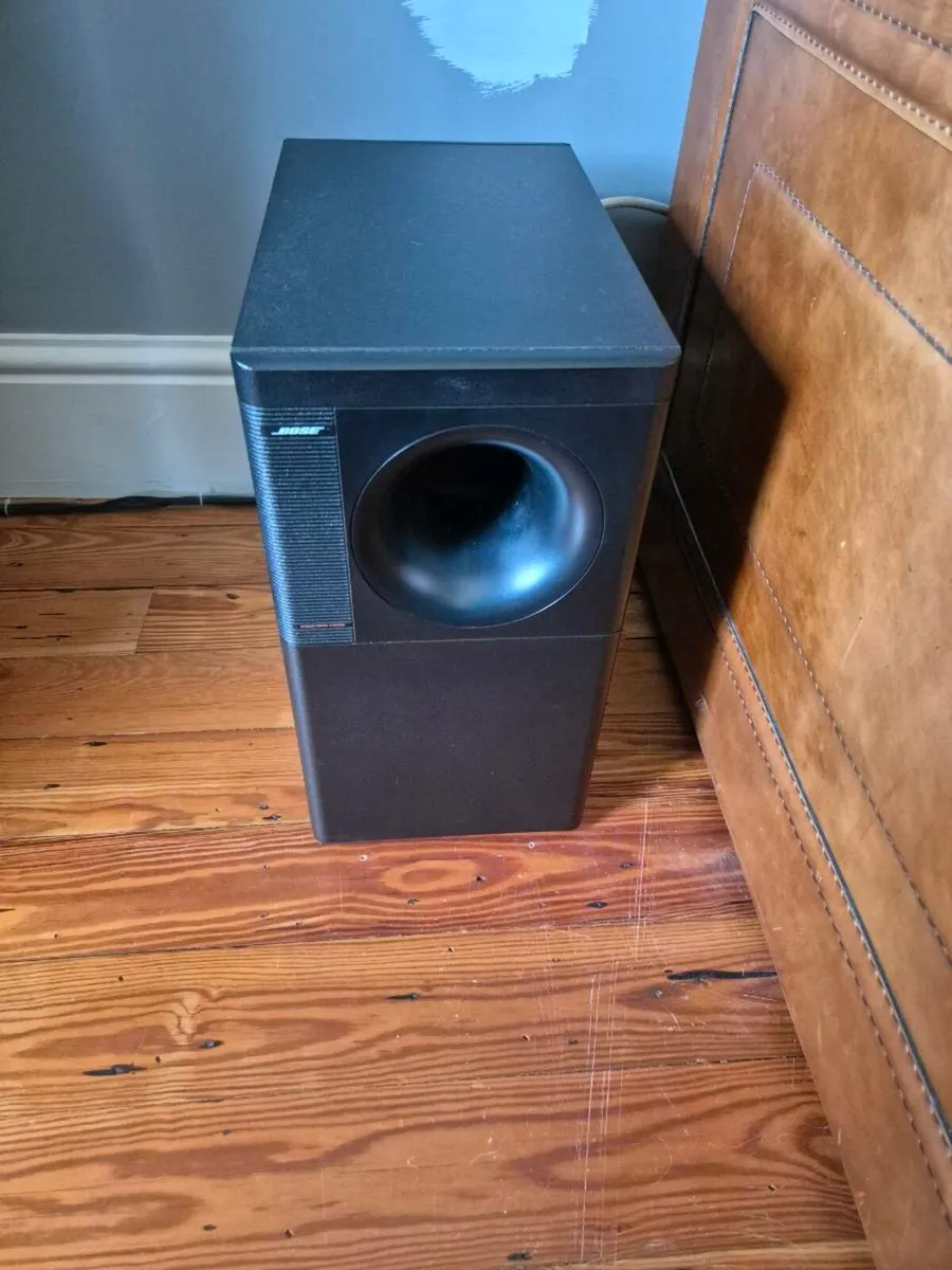 Bose Acoustimass 3 speakers - Image 1