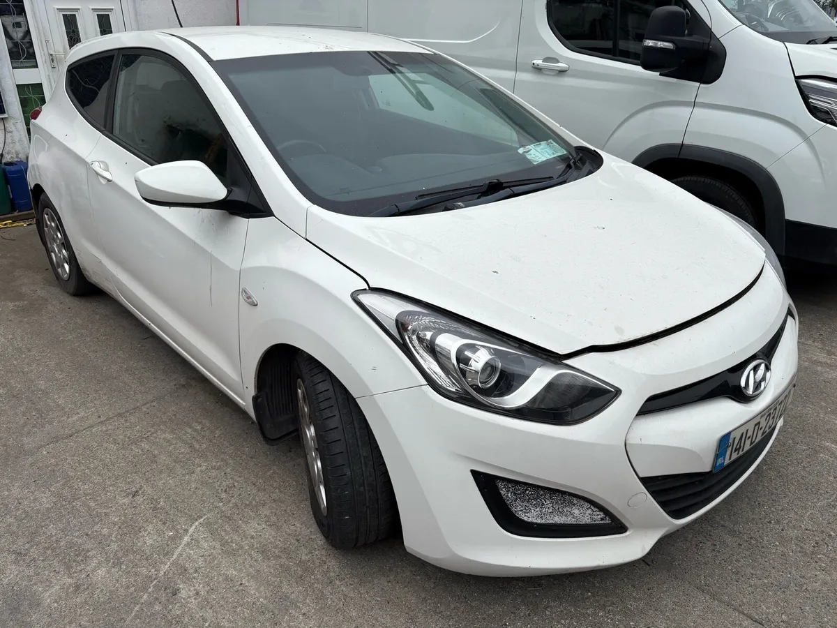2014 Hyundai i30 - Image 1