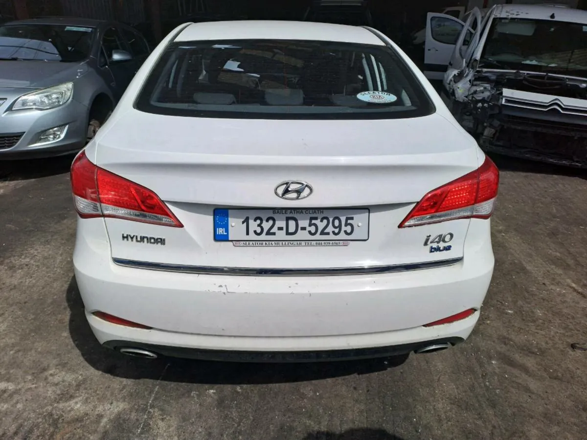 131 Hyundai I40 Breaking for parts - Image 2