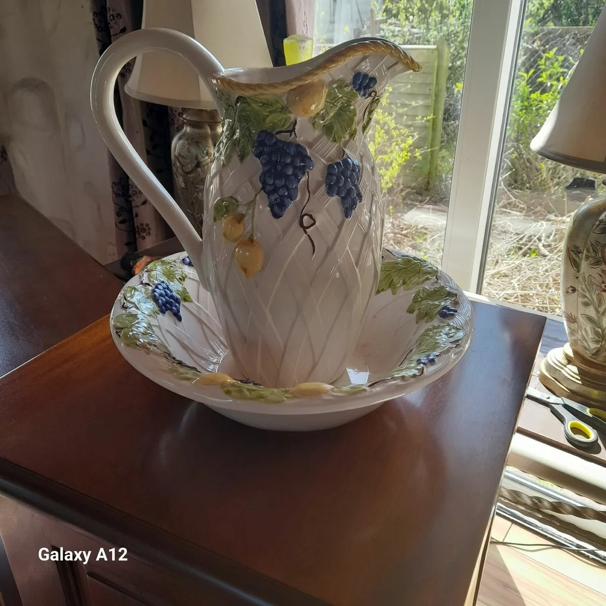 Large jug and bowl - Image 1