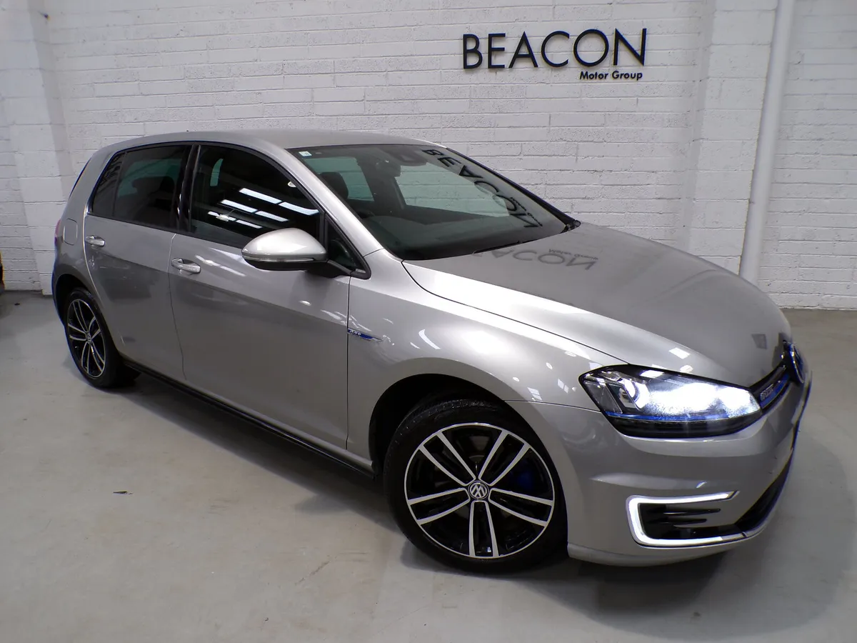 *GTE VOLKWAGEN GOLF*26,000 MILES*AUTO*1.4 HYBRID - Image 2