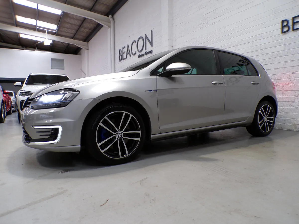 *GTE VOLKWAGEN GOLF*26,000 MILES*AUTO*1.4 HYBRID - Image 4