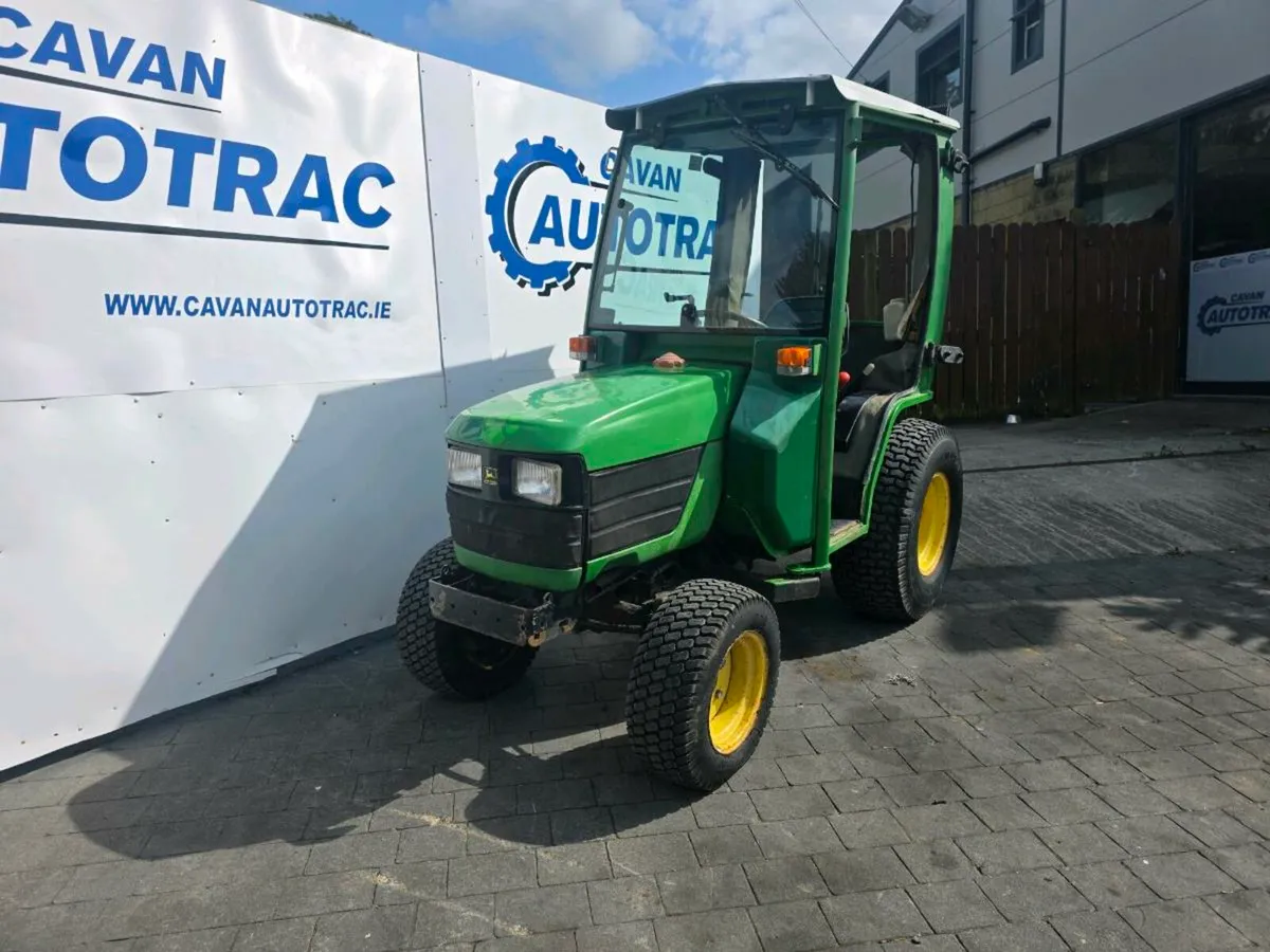 John Deere 4100 - Image 1