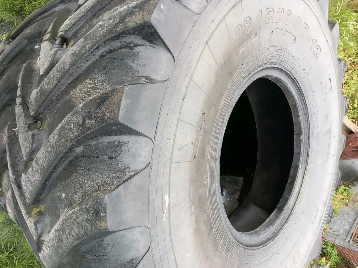 Tanker Tyres 28.1 r26 - Image 1