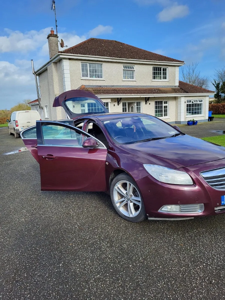 Vauxhall Insignia 2013 - Image 1