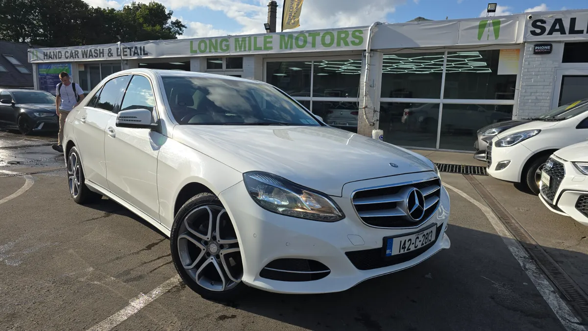 Mercedes-Benz E-Class AVANTGARDE - Image 1