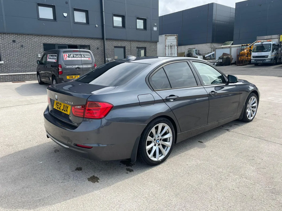 July 2012 BMW 3 Series - Image 3