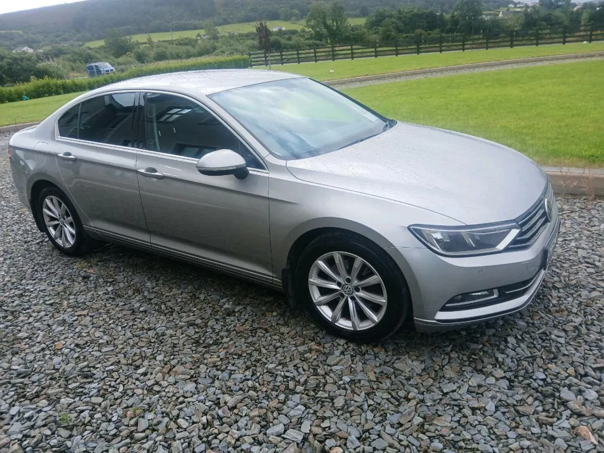Volkswagon passat - Image 4