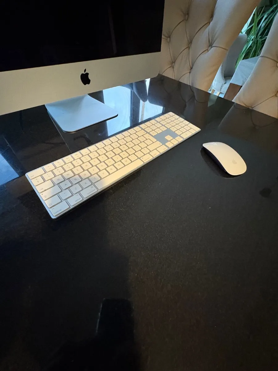 21.5" Apple iMac Slimline 256gb SSD 8GB RAM - Image 3