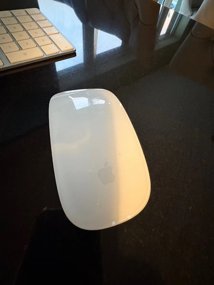 21.5" Apple iMac Slimline 256gb SSD 8GB RAM - Image 4