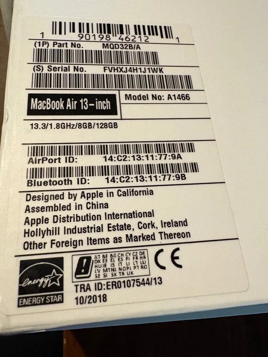 As New 13" Apple MacBook Air 128SSD, 8GB RAM - Image 2