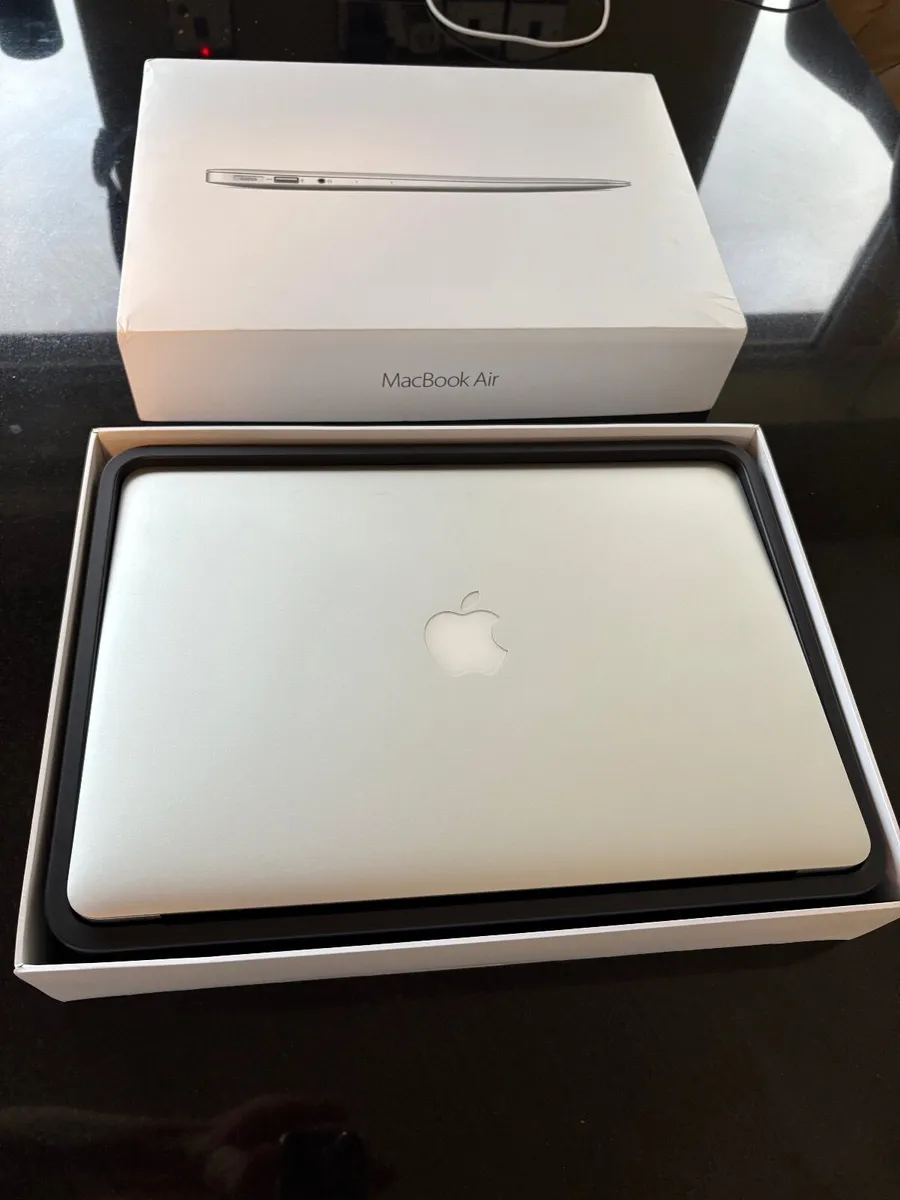 As New 13" Apple MacBook Air 128SSD, 8GB RAM - Image 1