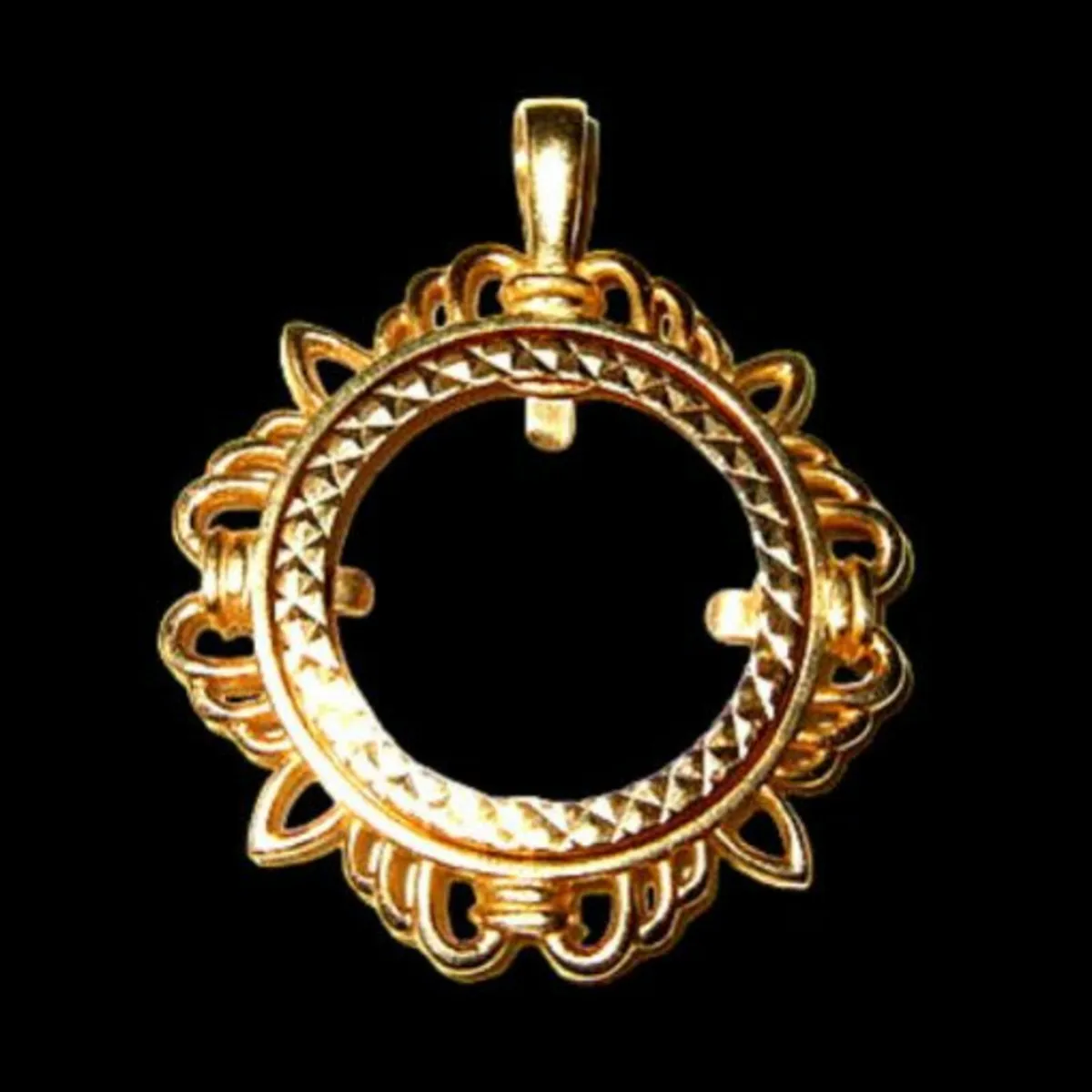 Vintage 9ct Gold (Half) Fancy Sovereign Pendant - Image 3