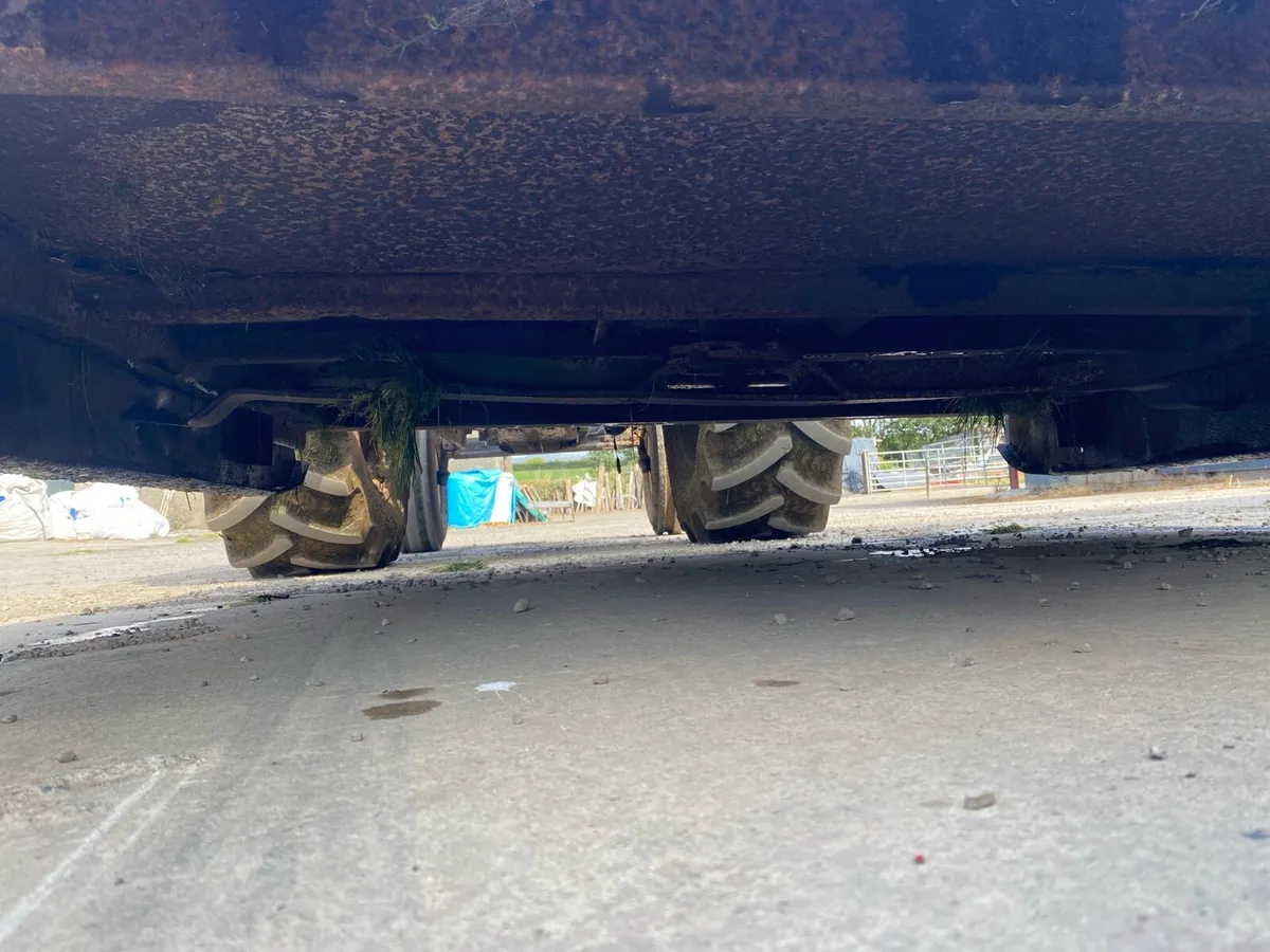 6ft Topper - Image 1