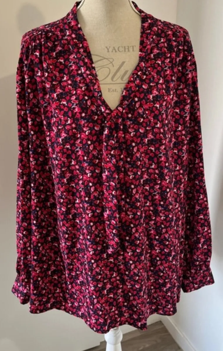 Wardrobe clearout of ladies tops & shirts sz 26/28 - Image 4