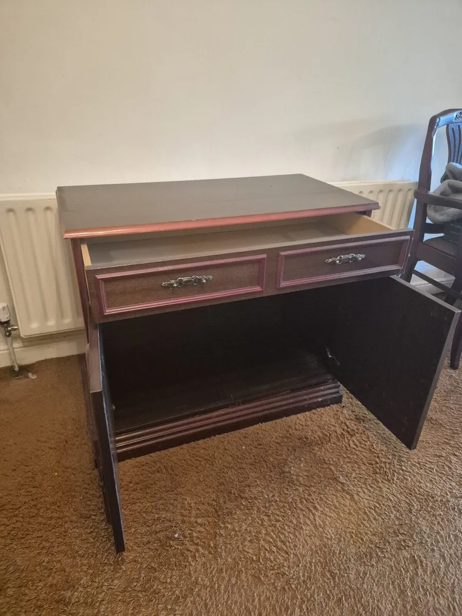 Cabinet - Image 3