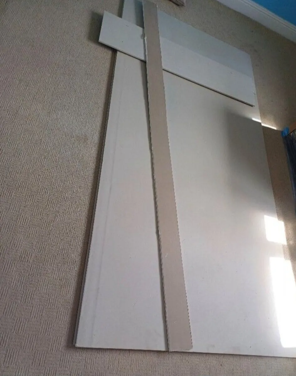 Free plaster slab