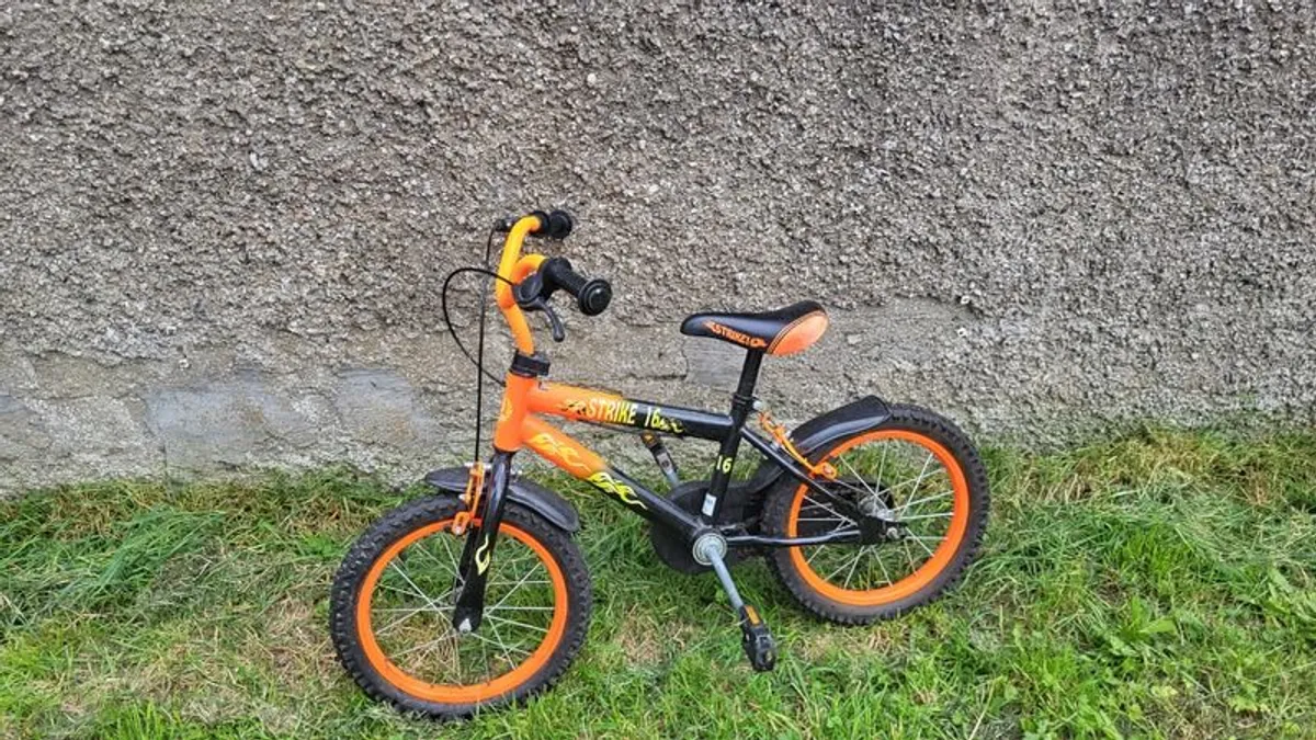 Orange 14in bike
