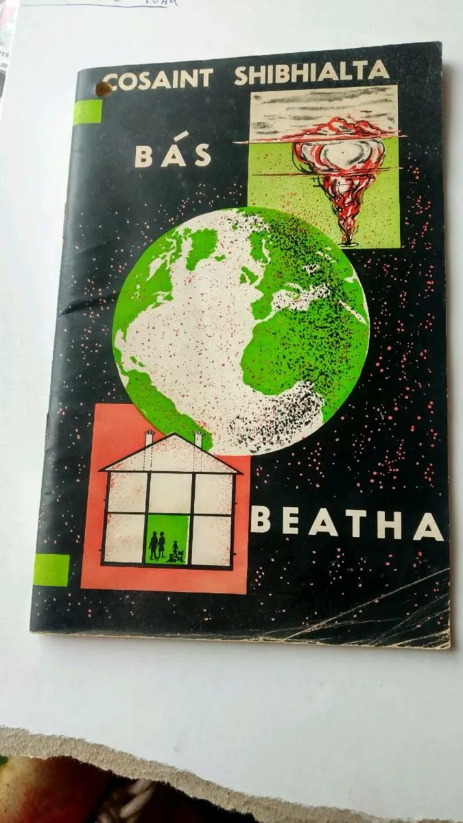 1965 issue Irish nuclear advice booklet - Image 1