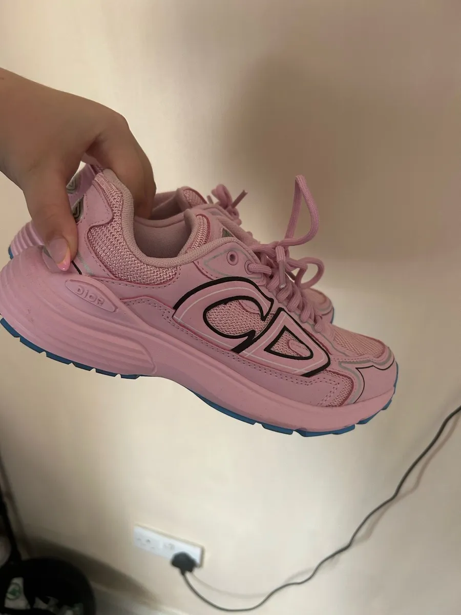 Shoes - Image 2