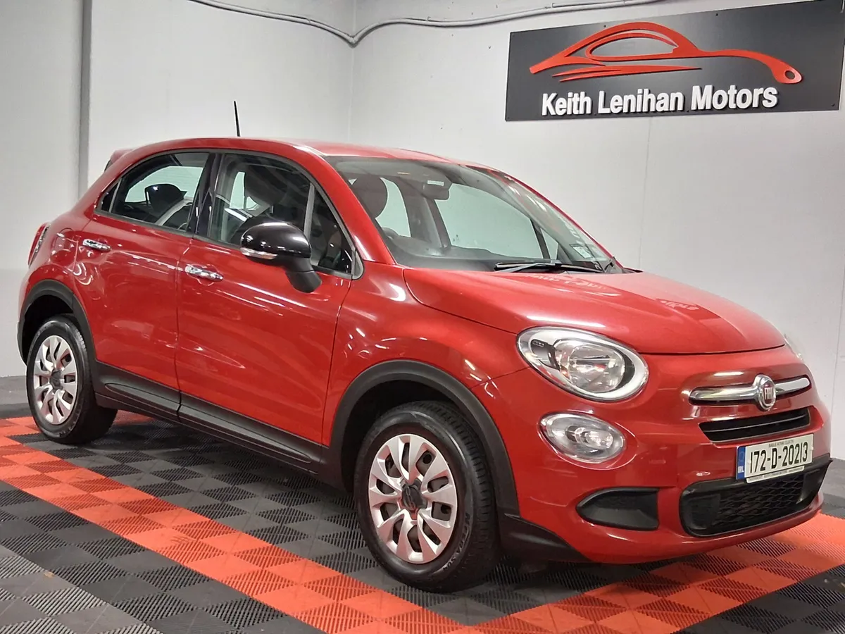 2017 Fiat 500X **LOW MILEAGE** - Image 1