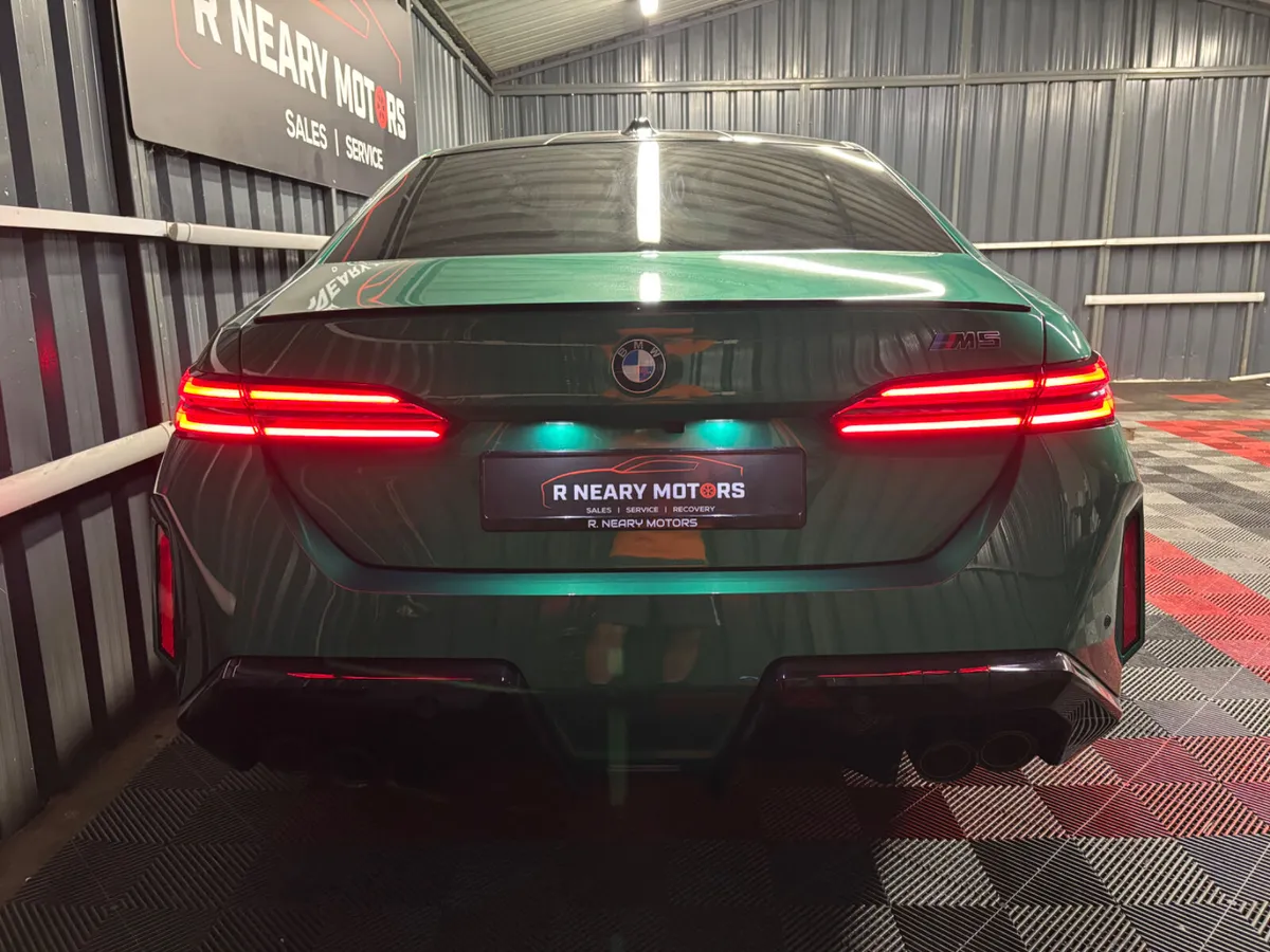 2025 251-D BMW M5 727bhp 146K List - Image 2