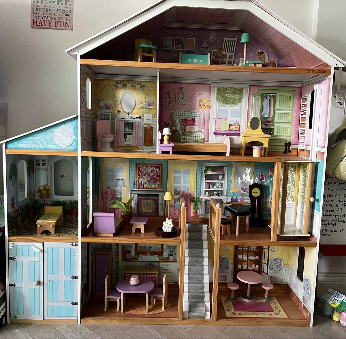 Dolls House with Furniture - Image 1