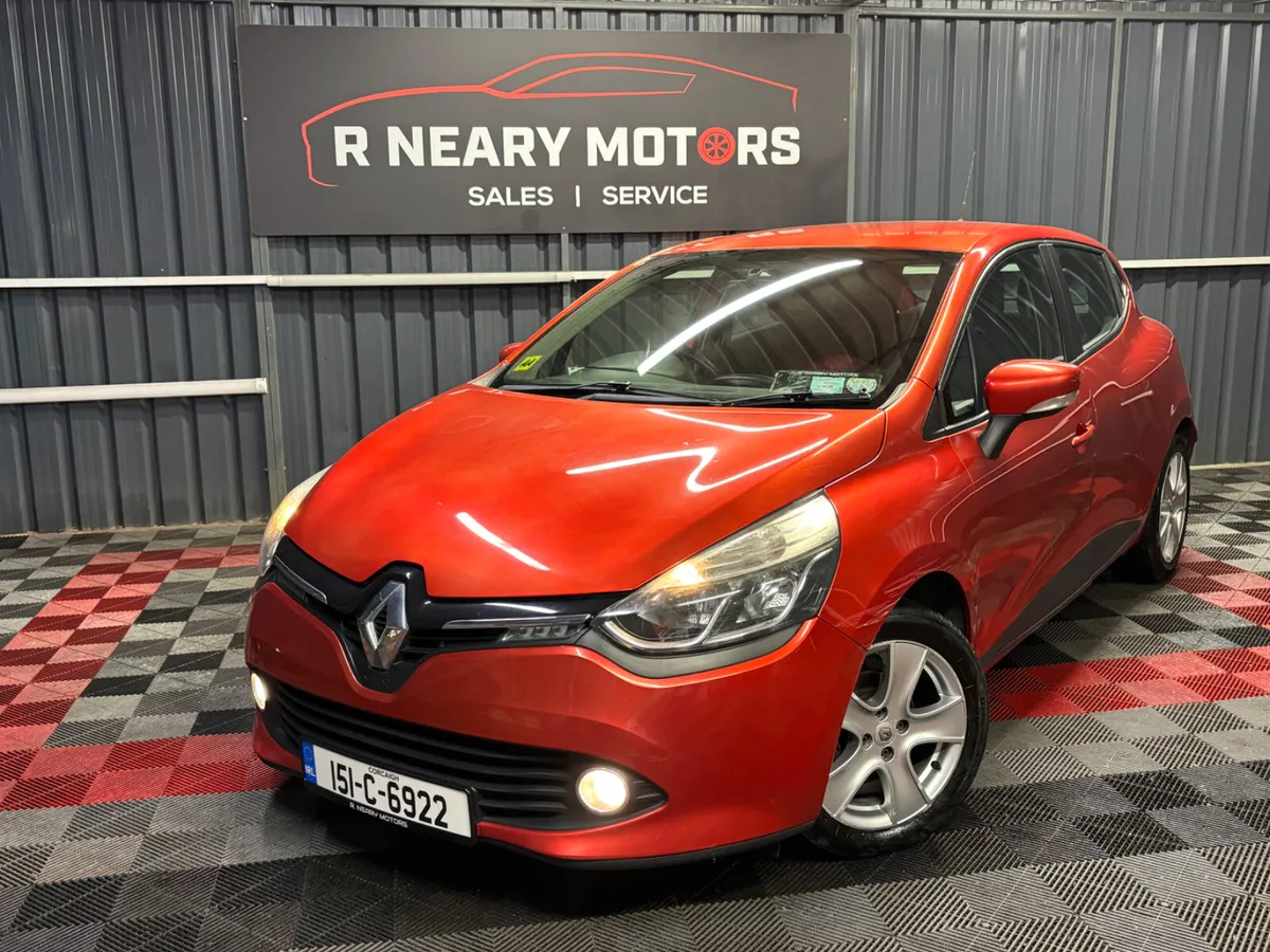2015 Renault Clio 1.1 Petrol Manual DYNAMIQUE NAV - Image 1