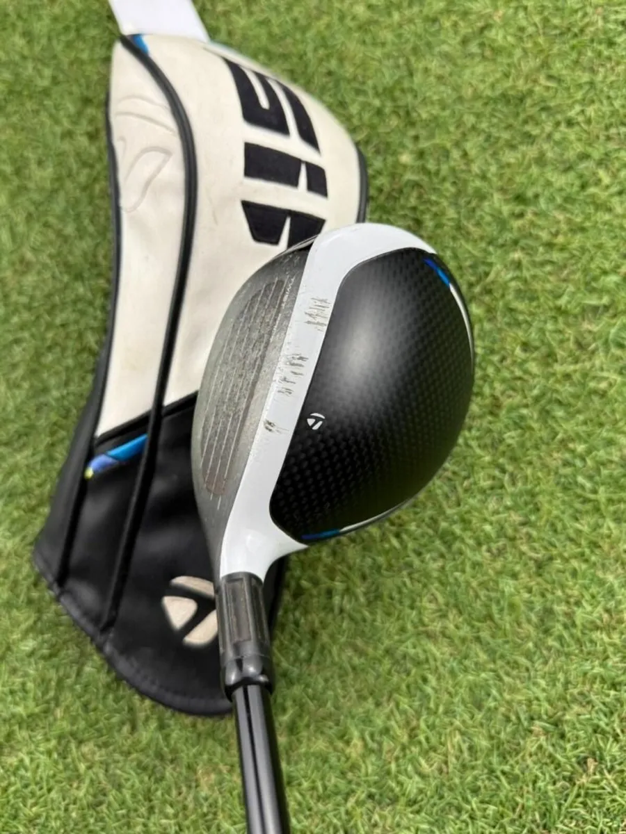 TAYLORMADE SIM2 MAX #5 WOOD 18° / REGULAR - Image 4